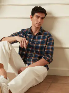 WROGN Men Comfort Spread Collar Tartan Checked Cotton Casual Shirt