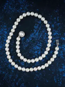 TOTAPARI Silver Plated Pearls Studded Necklace
