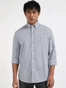 Tommy Hilfiger Men Button-Down Collar Gingham Checked Cotton Casual Shirt