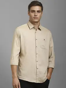 Louis Philippe Sport Men Textured Opaque Cotton Casual Shirt