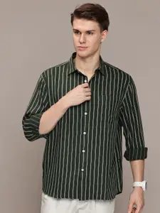 French Connection Men Premium Spread Collar Vertical Striped Cotton Oversized Casual Shirt