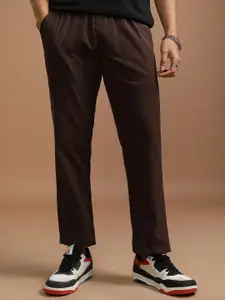 HIGHLANDER Men Relaxed Fit Mid-Rise Cotton Trouser