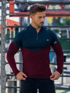 AUSK Men Solid Colourblocked Long Sleeves Sports T-shirt