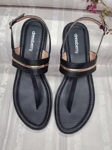 DressBerry Women Striped T-Strap Flats