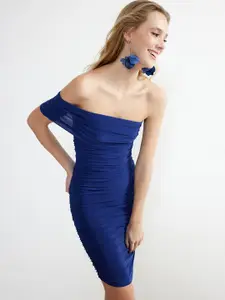 Trendyol Off-Shoulder Bodycon Dress