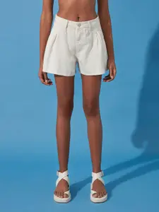 Trendyol Women Mid-Rise Pure Cotton Shorts