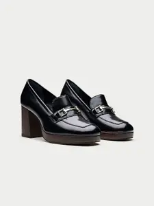 Oroh Women Leather Block Pumps