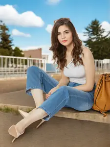 DressBerry Women Light Fade Stretchable Wide Leg  Jeans