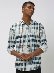 Mufti Vertical Striped Slim Fit Pure Cotton Casual Shirt