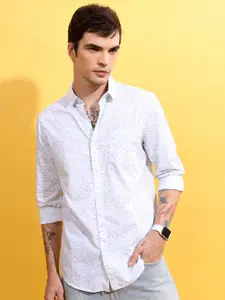 HIGHLANDER White Floral Printed Slim Fit Cotton Casual Shirt