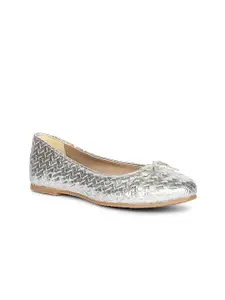 Viviblu Women Textured Ballerinas Flats