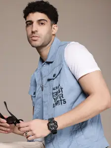 The Roadster Life Co. Sleeveless Typography Printed Pure Cotton Tailored Jacket