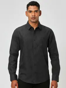 Mufti Floral Printed Slim Fit Opaque Cotton Casual Shirt