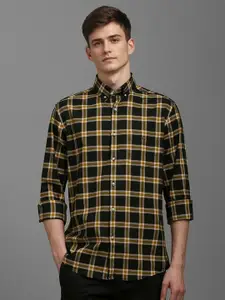 Louis Philippe Sport Men Slim Fit Opaque Checked Casual Shirt