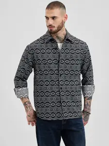 Snitch Men Geometric Open Front Jacket