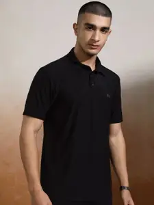 HIGHLANDER Men Clean Finish Knitted Textured Polo Tshirt