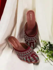 Kiana House Of Fashion Women Embellished Ethnic Block Heel Mules