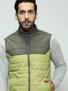 Indian Terrain Men Mock Collar Solid Casual Reversible Gilet Jacket