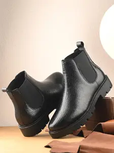 El Paso Women Textured Block-Heeled Chelsea Boots