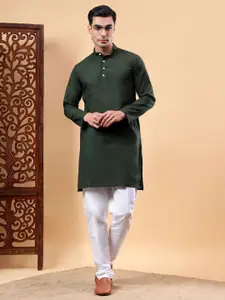 Yugnik Men Regular Pure Cotton Kurta with Pyjamas
