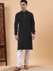 Yugnik Men Regular Pure Cotton Kurta with Pyjamas