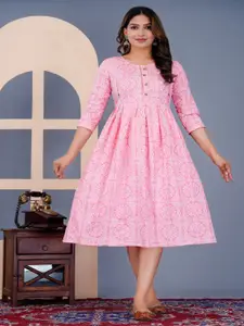 KIAARON Women Bandhani Printed Maternity Kurta