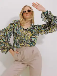 Trend Alacati stili Floral Printed Spread Collar Ruffles Casual Shirt