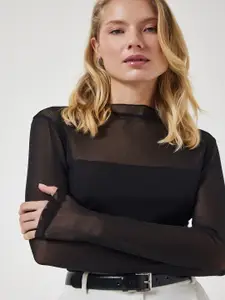 Happiness istanbul Round Neck Long Sleeves Solid Top