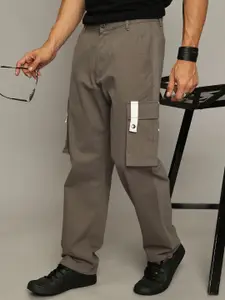 The Roadster Lifestyle Co Men Pure Cotton Relaxed Fit Cargo Trousers