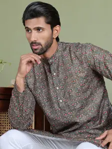 Jompers Ethnic Motifs Printed Mandarin Collar Sequinned Straight Kurta