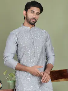 Jompers Ethnic Motifs Embroidered Mirror Work Mandarin Collar Straight  Kurta