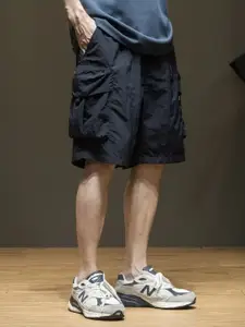 StyleCast Men Loose Fit Mid-Rise Shorts