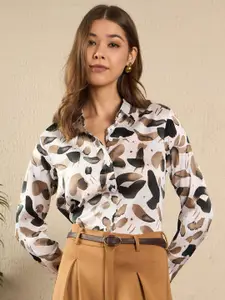 The Roadster Lifestyle Co. Women Spread Collar Abstract Printed Casual Shirt
