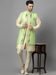Utsav Fashion Men Ethnic Motifs Embroidered High Slit Beads and Stones Kurta with Trousers
