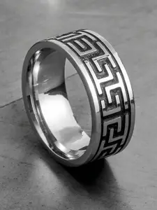 The Roadster Lifestyle Co. Men Stainless Steel Band Ring
