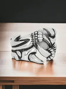 The Roadster Lifestyle Co. Men Stainless Steel Dragon Claw Biker Ring
