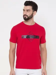 Duke Men Graphic Printed Slim Fit T-shirt