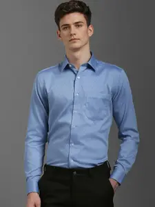 Louis Philippe Men Spread Collar Micro Ditsy Printed Cotton Slim Fit Formal Shirt