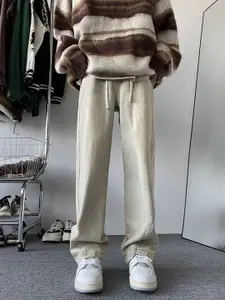 StyleCast Men Relaxed Fit Mid-Rise Jeans