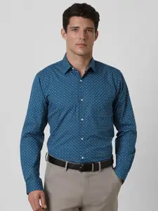 Peter England Men Slim Fit Spread Collar Geometric Printed Cotton Formal Shirt