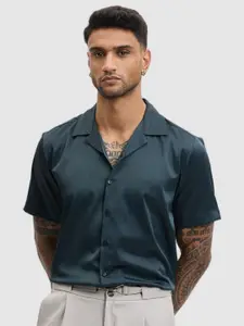 Snitch Men Relaxed Fit Cuban Collar Solid Casual Shirt