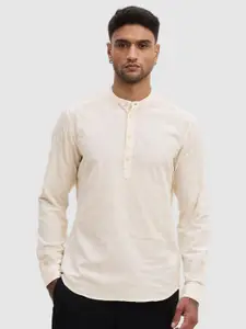 Snitch Men Smart Fit Band Collar Solid Cotton Casual Shirt