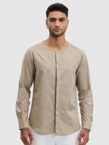 Snitch Men Smart Slim Fit Solid Pure Cotton Casual Shirt