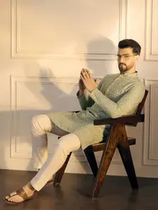 Anouk Green Floral Embroidered Sequinned Mandarin Collar Pure Cotton Straight Kurta