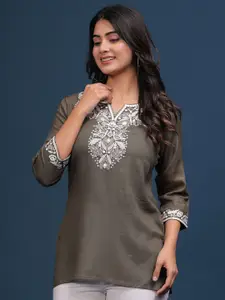 PINGAKSH Embroidered Yoke Design Kurti