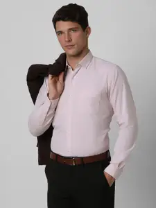 Peter England Men Slim Fit Spread Collar Solid Cotton Formal Shirt