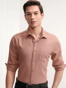 HIGHLANDER Men Slim Fit Spread Collar Textured Cotton Casual Shirt