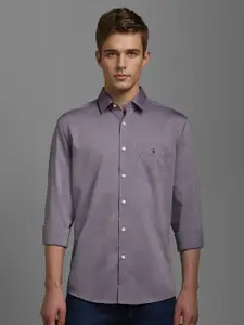 Louis Philippe Sport Men Micro Ditsy Printed Spread Collar Cotton Casual Shirt