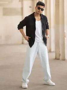 Powerlook Men Spread Collar Vertical Striped Cotton Casual Shirt