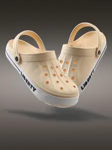 Liberty Men Casual Self Design Clogs